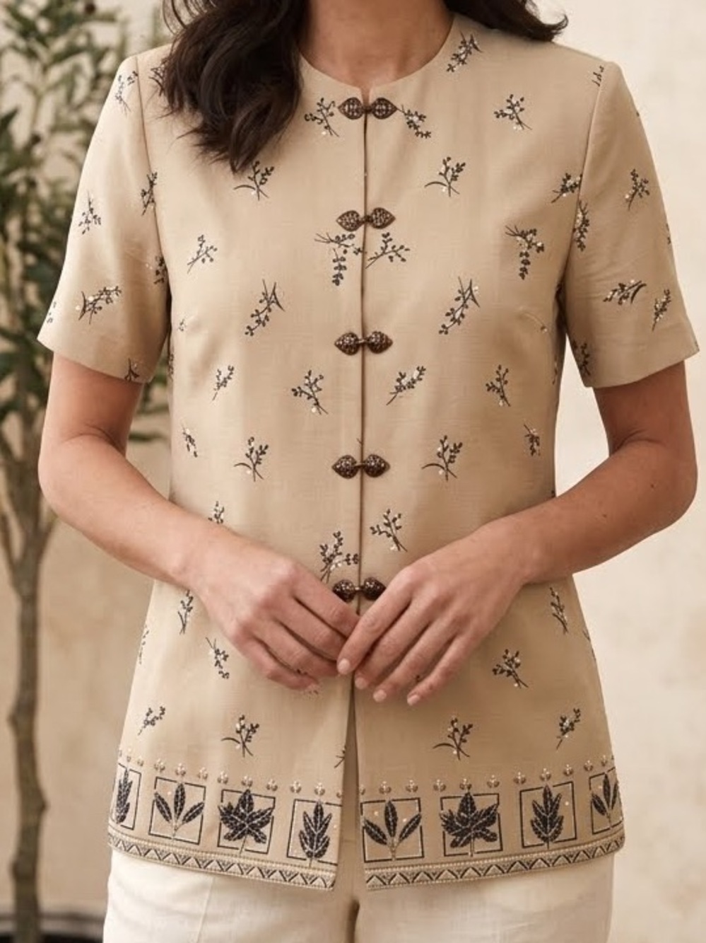 R&M Richards Karen Kwong Top Frog Closure Blouse Tan Floral Chinoiserie 14 EUC